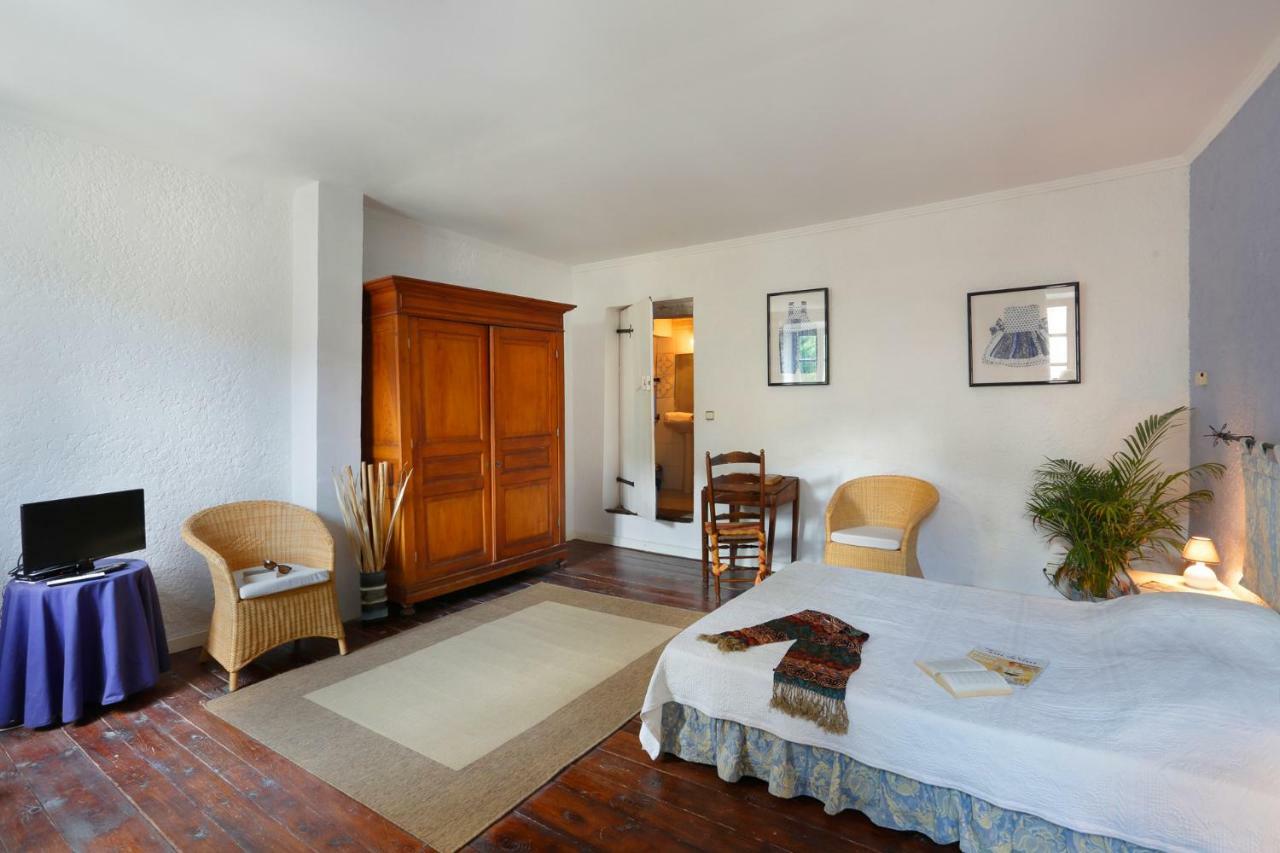 Chateau De Montfroc Bed & Breakfast エクステリア 写真